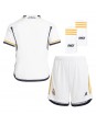 Otroški Nogometna dresi replika Real Madrid Domači 2023-24 Kratek rokav (+ hlače)